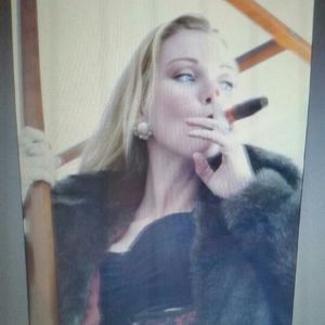 Meet your Posher, Tina